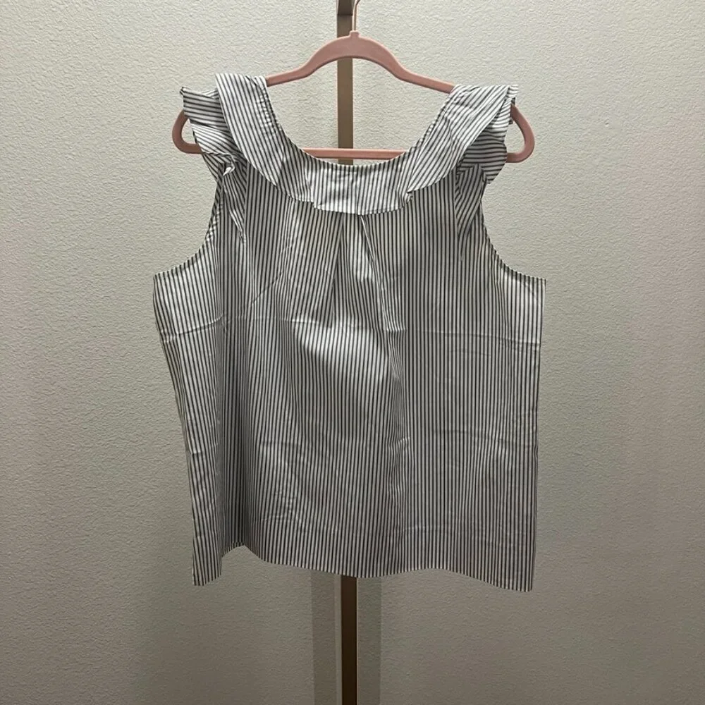 J Crew Ruffled sleeveless Grey white striped Flutter Camisole Top 14